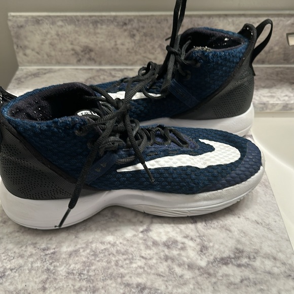 NIKE Zoom Rize Men's Sz 9 Navy Blue Basketball Sneakers  BQ 5468-402 - Picture 5 of 7
